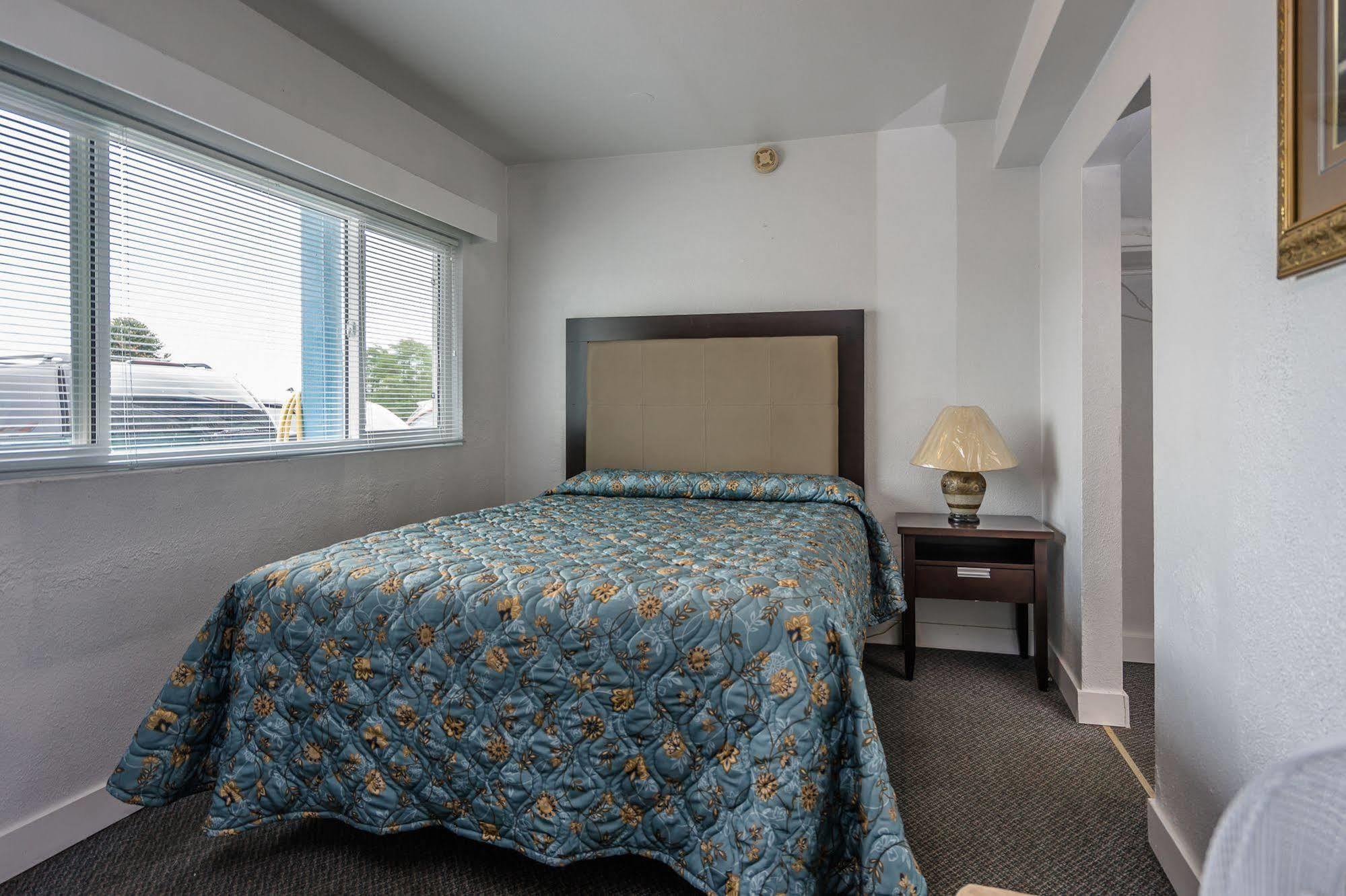 Castaway Motel Nanaimo Luaran gambar